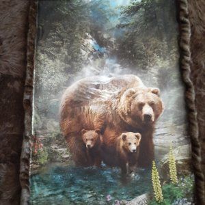 Handmade Grizzly Bear & Cubs Theme Faux Fur Throw